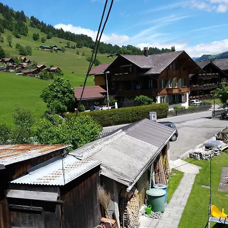 Bed & Breakfast Edelweiss Zweisimmen