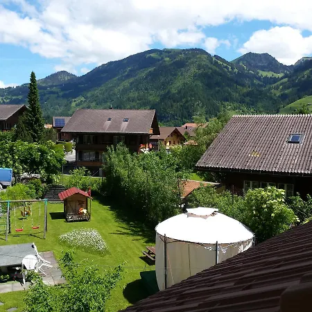 Bed & Breakfast Edelweiss Zweisimmen